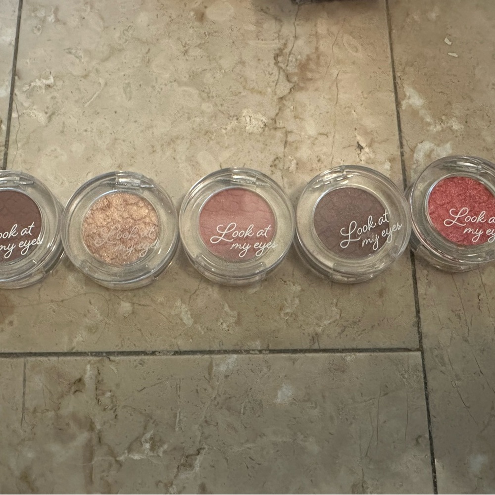 Etude House Look at my eyes Eyeshadows